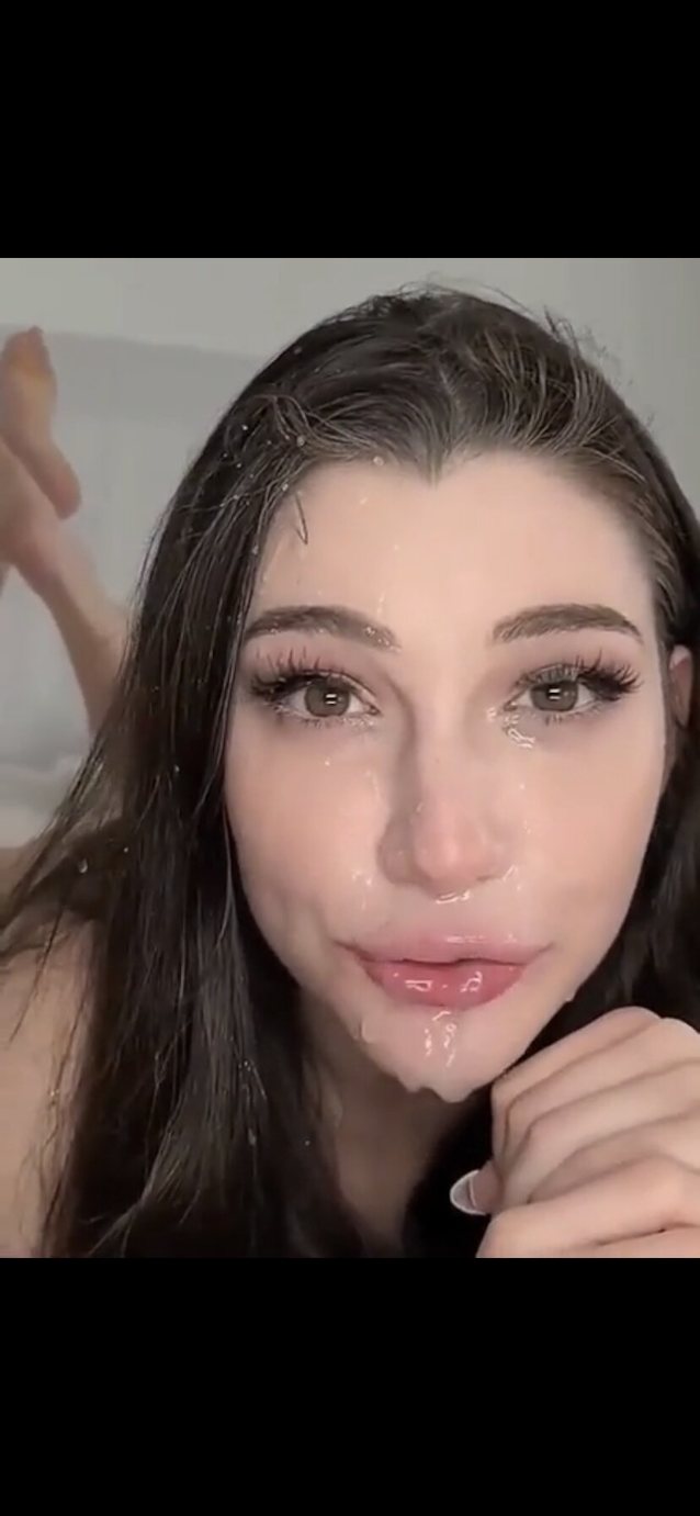 facial blowjob brunette