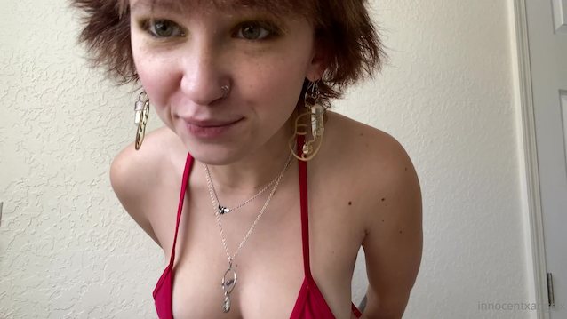 teen busty bikini