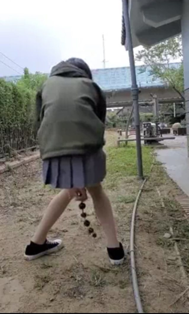 asian buttplug anal