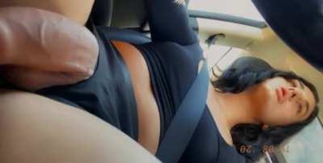 brunette car solo