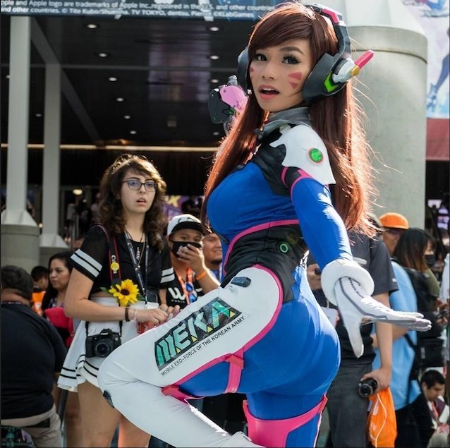 cosplayer asian ass