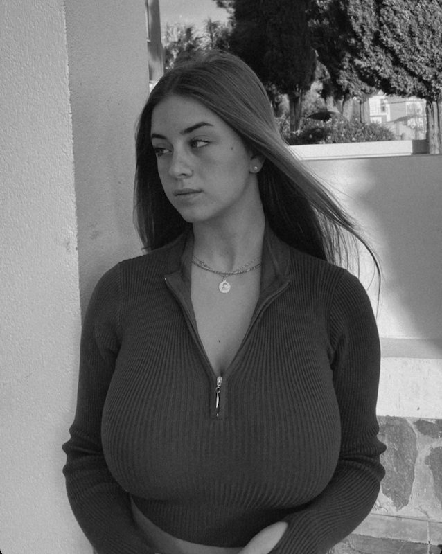 big tits sexy instagram