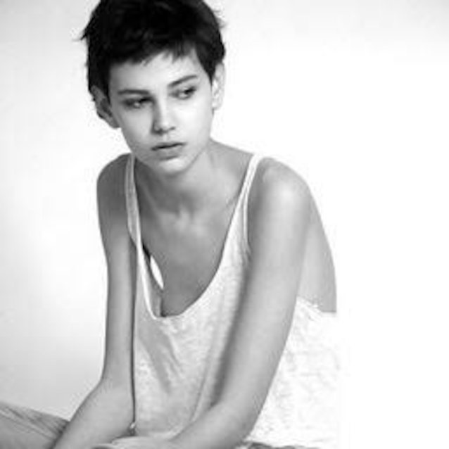 androgynous tomboy muscular