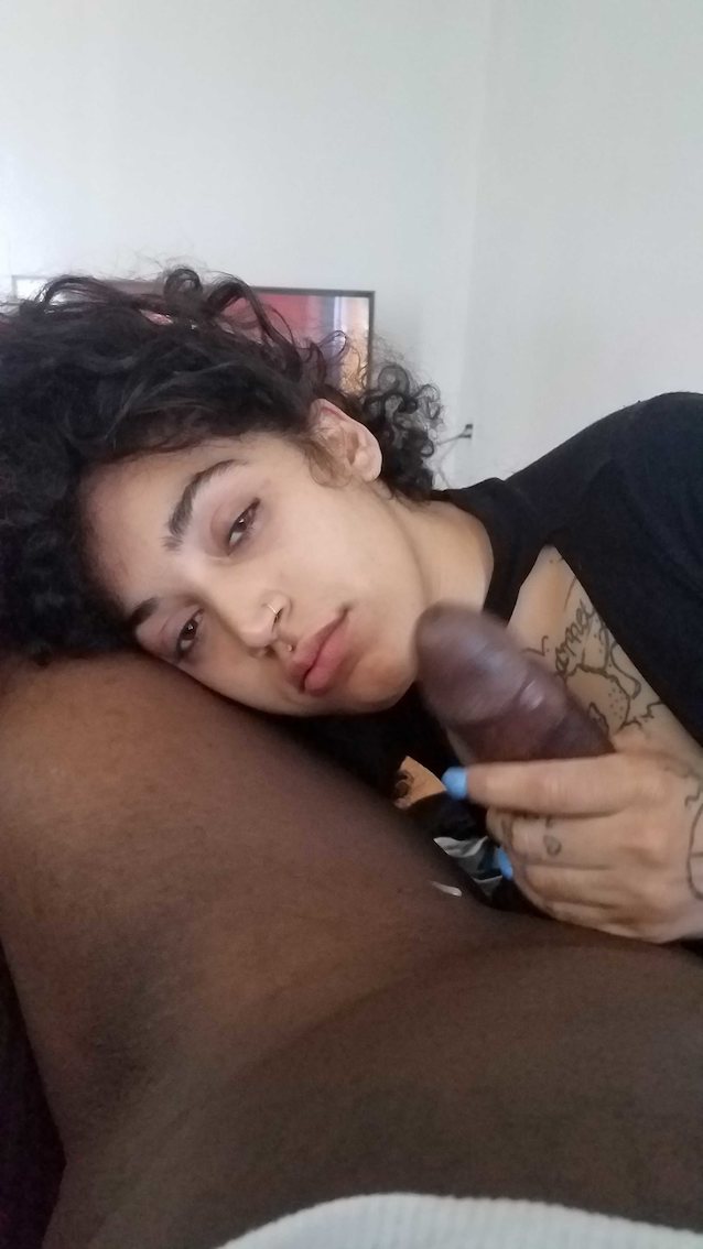 tatto curly blowjob