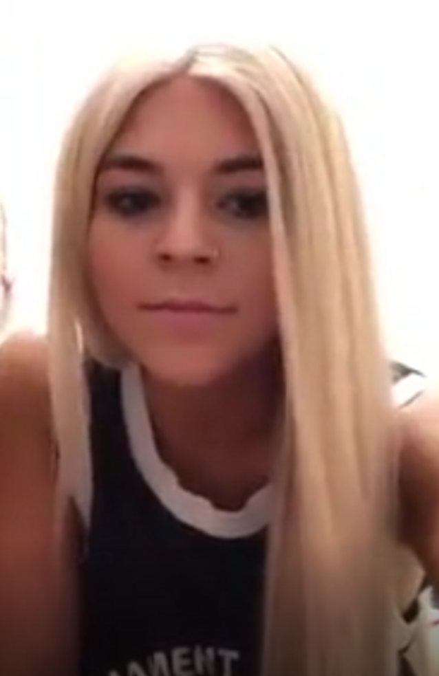 blonde camgirl cute