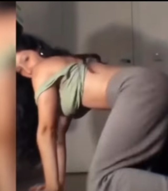 indian twerking ass