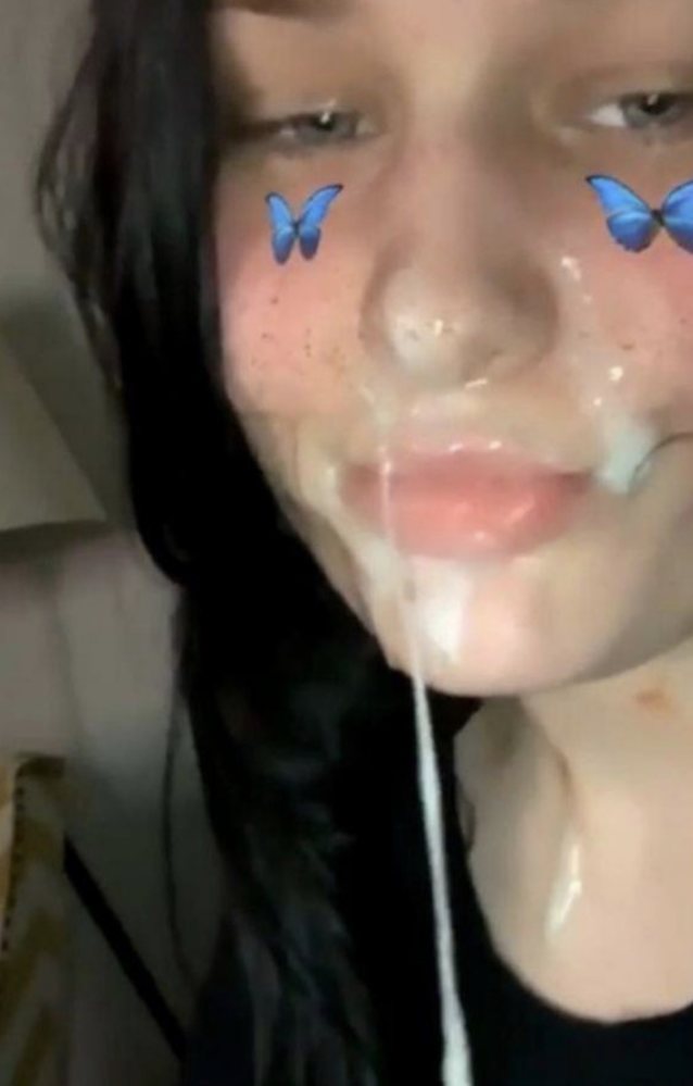 facial cumshot hotgirl