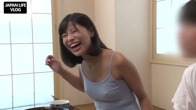 japanese no bra big tit