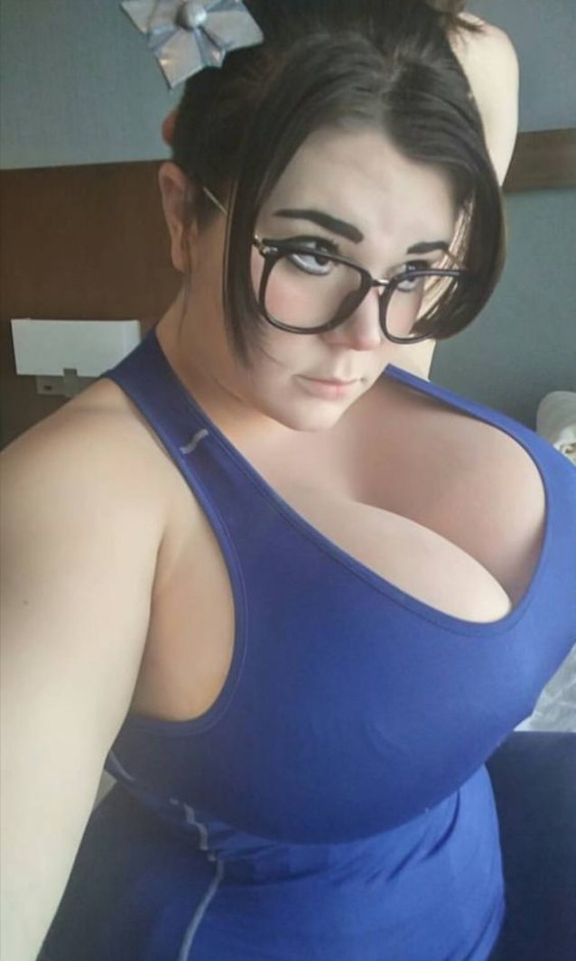 curvy, bbw, glasses, boobs