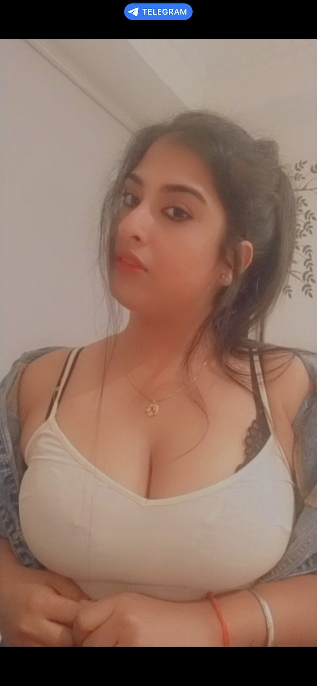 busty indian sexy
