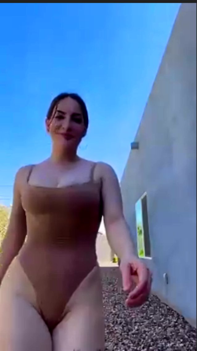 bit tits bounc thick