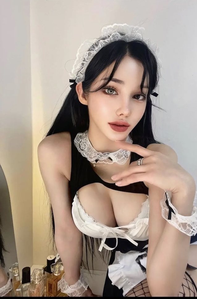 asian, maid, selfie