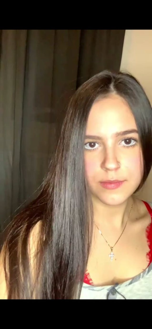 camgirl amateur latina
