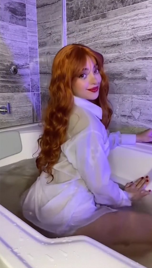 twerk, shirt, red hair, bathroom, ass