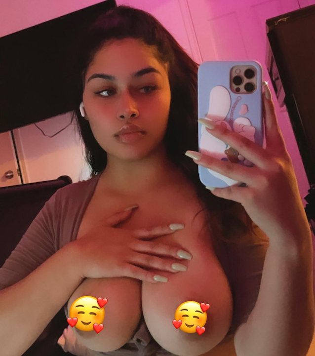 big tits latina chaturbate