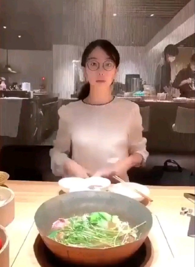 asian restaurant glasses