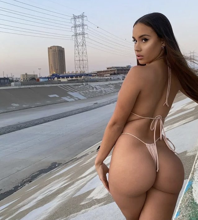 big ass, big booty, thick body, light skin, model