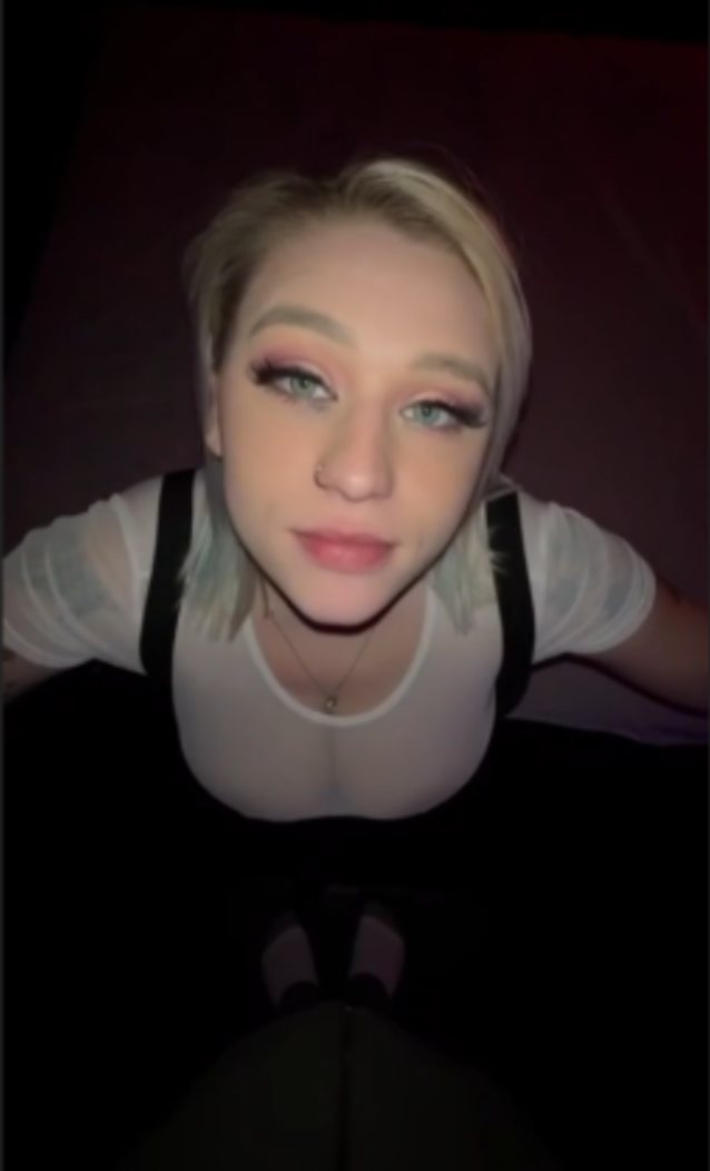 blonde, camgirl, tiktok