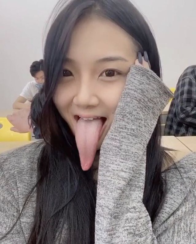 chinese fetish long tongue