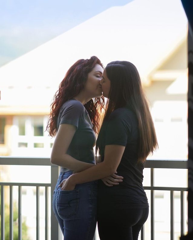 lesbian, kissing, passionately, passion, hardcore