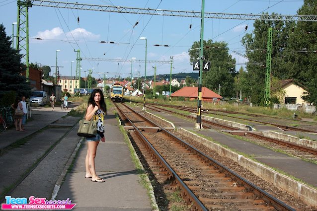 clubseventee, train, station, marci