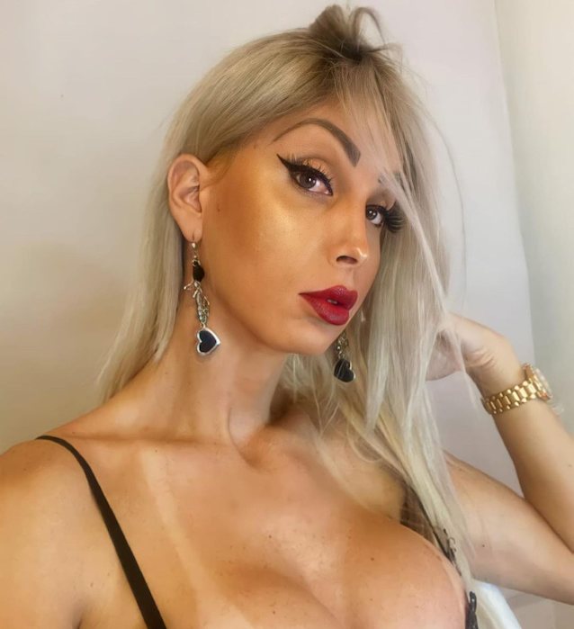 camgirl blonde amateur