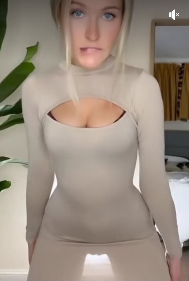 onlyfans blonde sexy