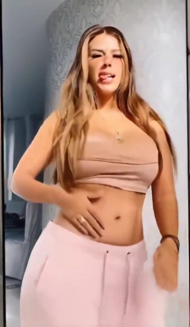 dancing brunette sexy