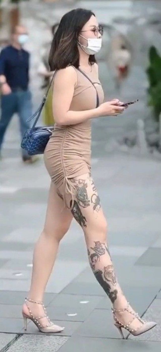 asian, tattoo, big legs, glasses