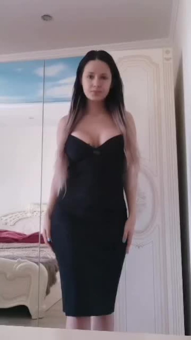 big boobs teen bombshell
