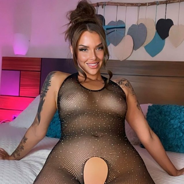 amateur perky tits big ass