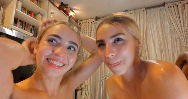 camgirl, wemcam, twins