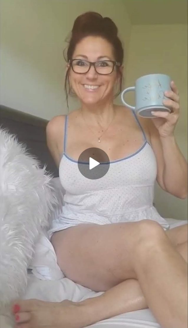 milf, amateur, brunette, pawg, glasses