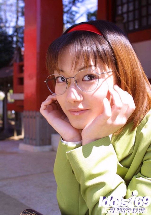 asian small boob glasses