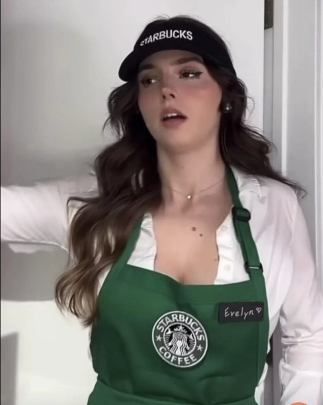 white, big tits, starbucks