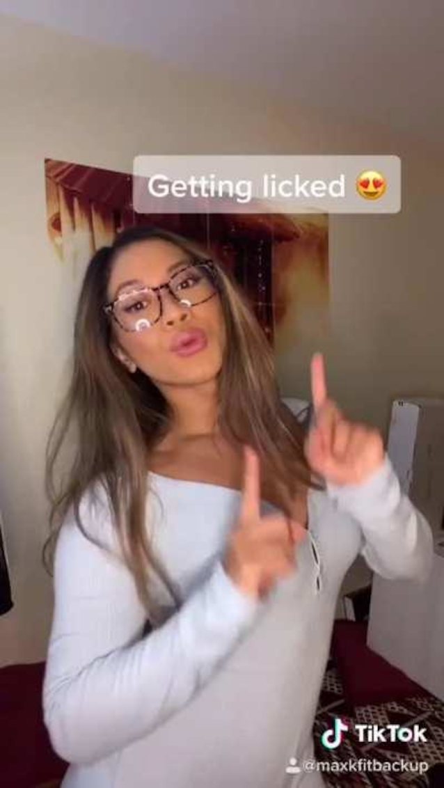 camgirl petite asian