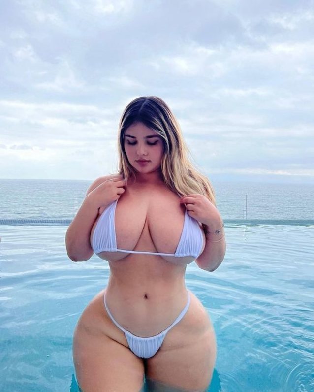 chubby, pretty, bikini, big boobs, beach