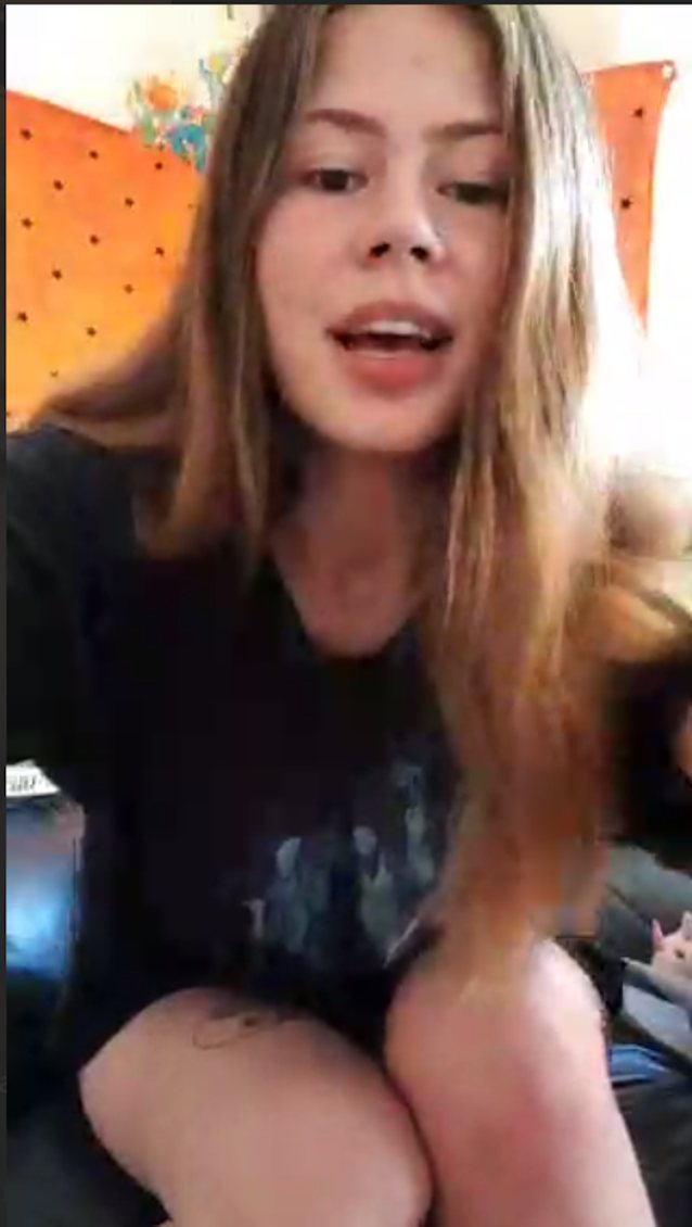 camgirl amateur blonde