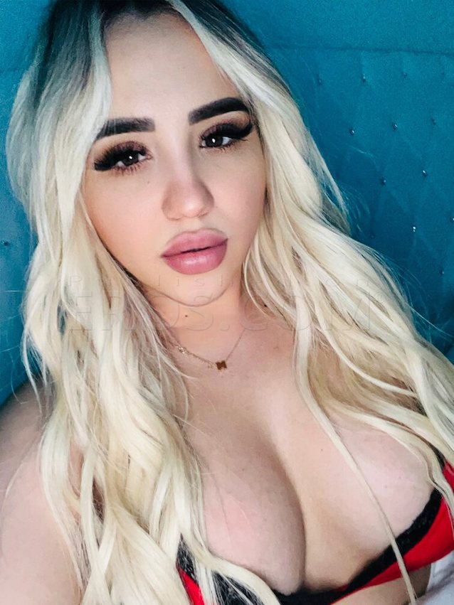 blonde, busty, big lips