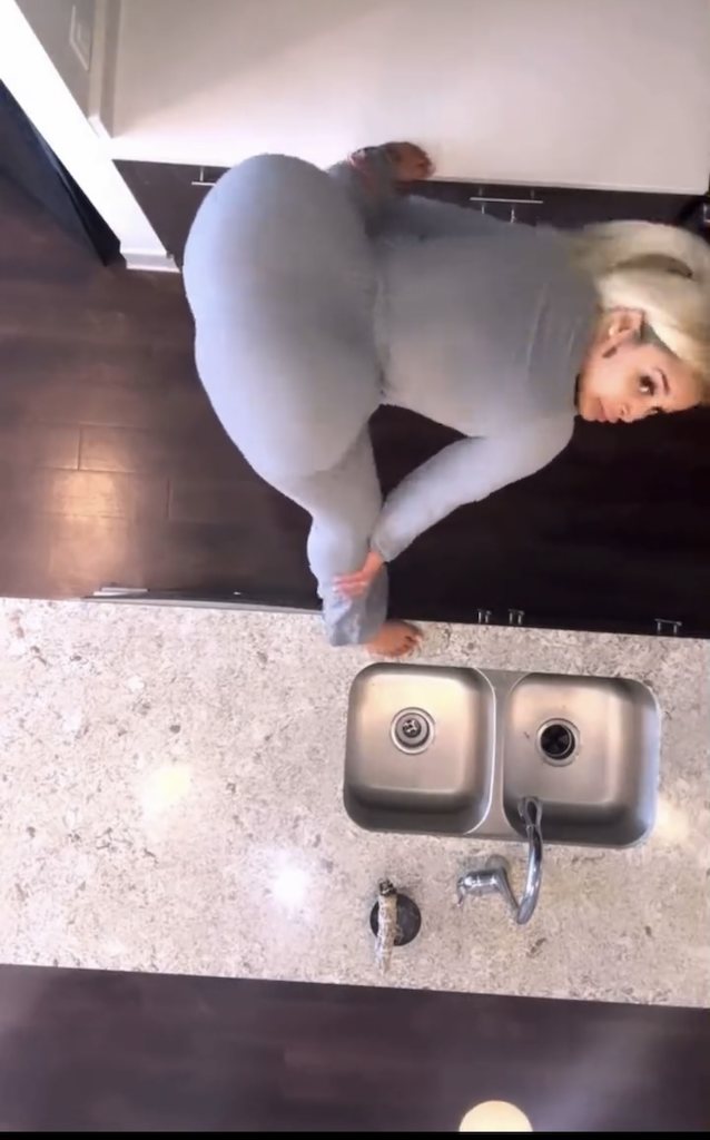 blonde, big ass, sexy, challenge, booty