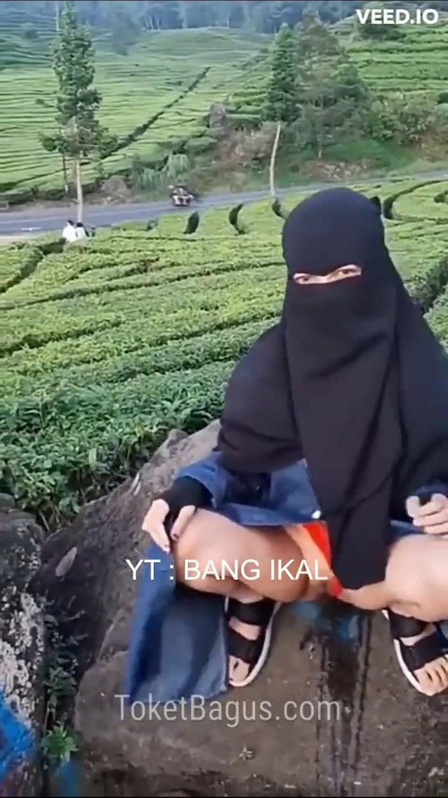 hijab, bogel, pipis, kebun, tehciwidey