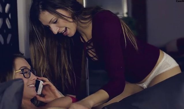 camgirl brunette lucyslounge