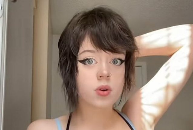 tiktok, egirl, teen, hot, black hair