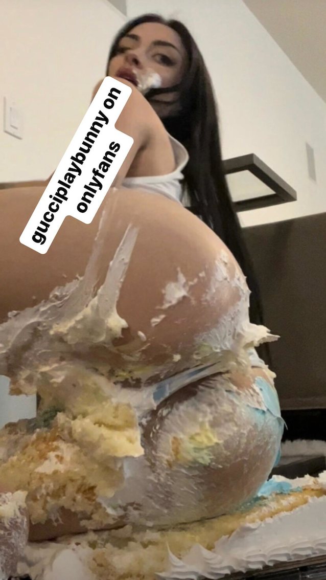 onlyfans gucciplaybunny petite