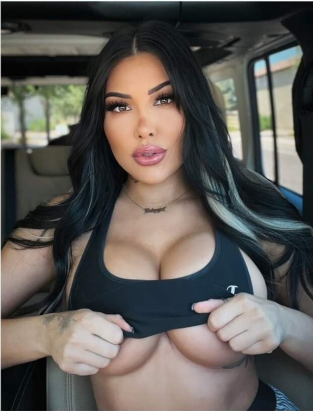 asian, flashing, sports bra, black sports bra, big lips