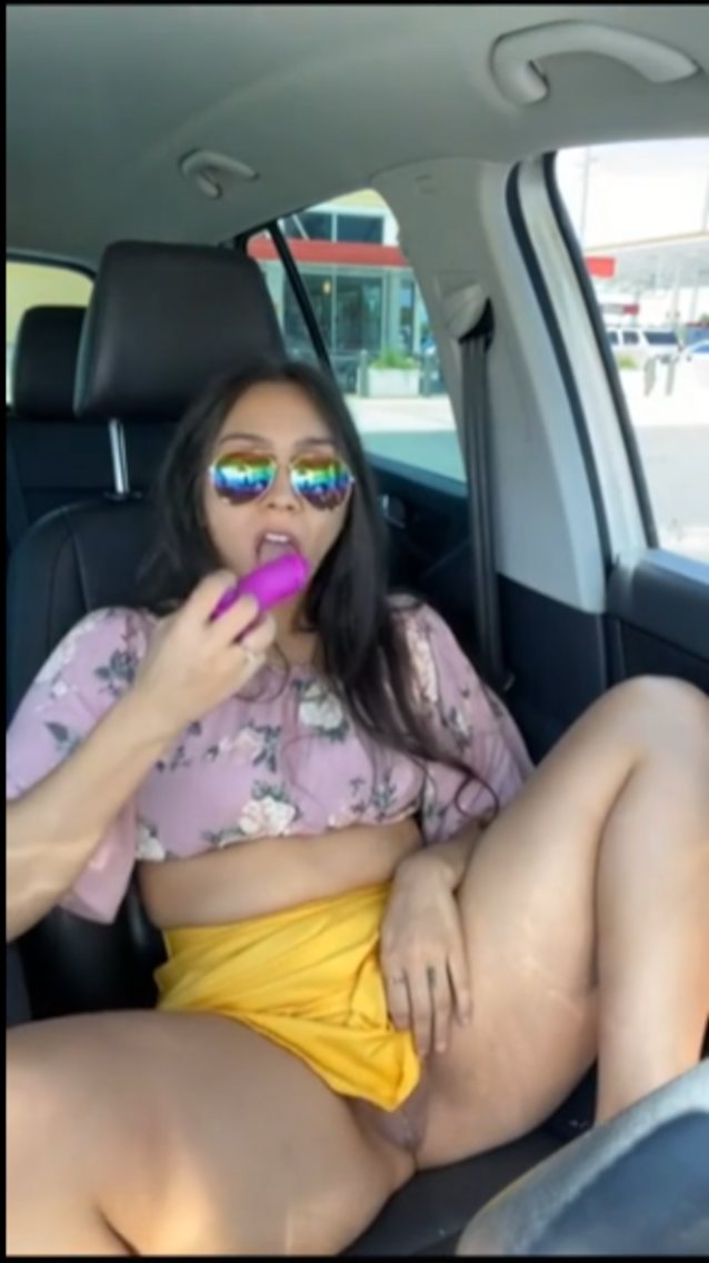 latina, public, dildo, masturbation, thicc