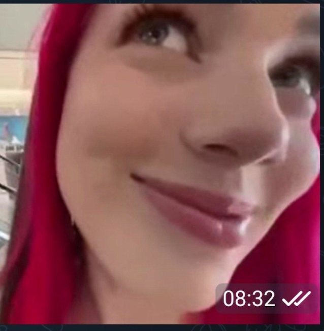 hot teen fucsia hair