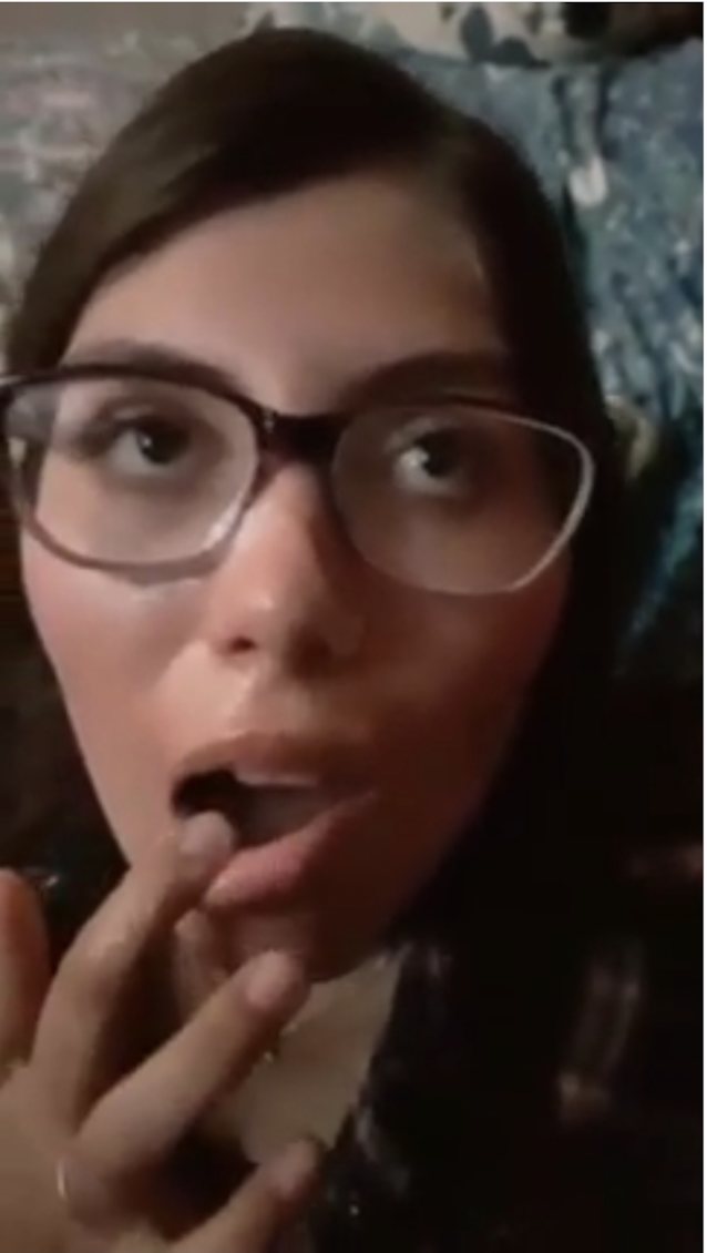 amateur, brunette, glasses, blowjob, cumshot