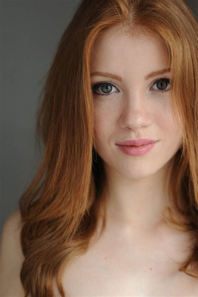 redhead stunning beauty