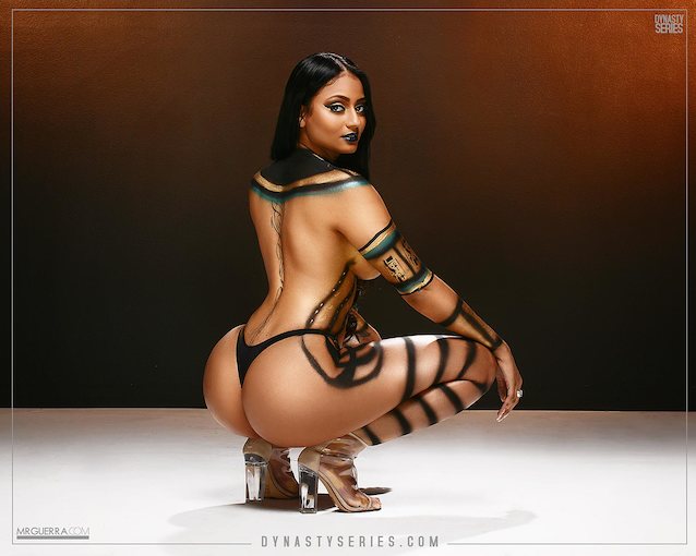 model, indian, big ass, thick, body painting